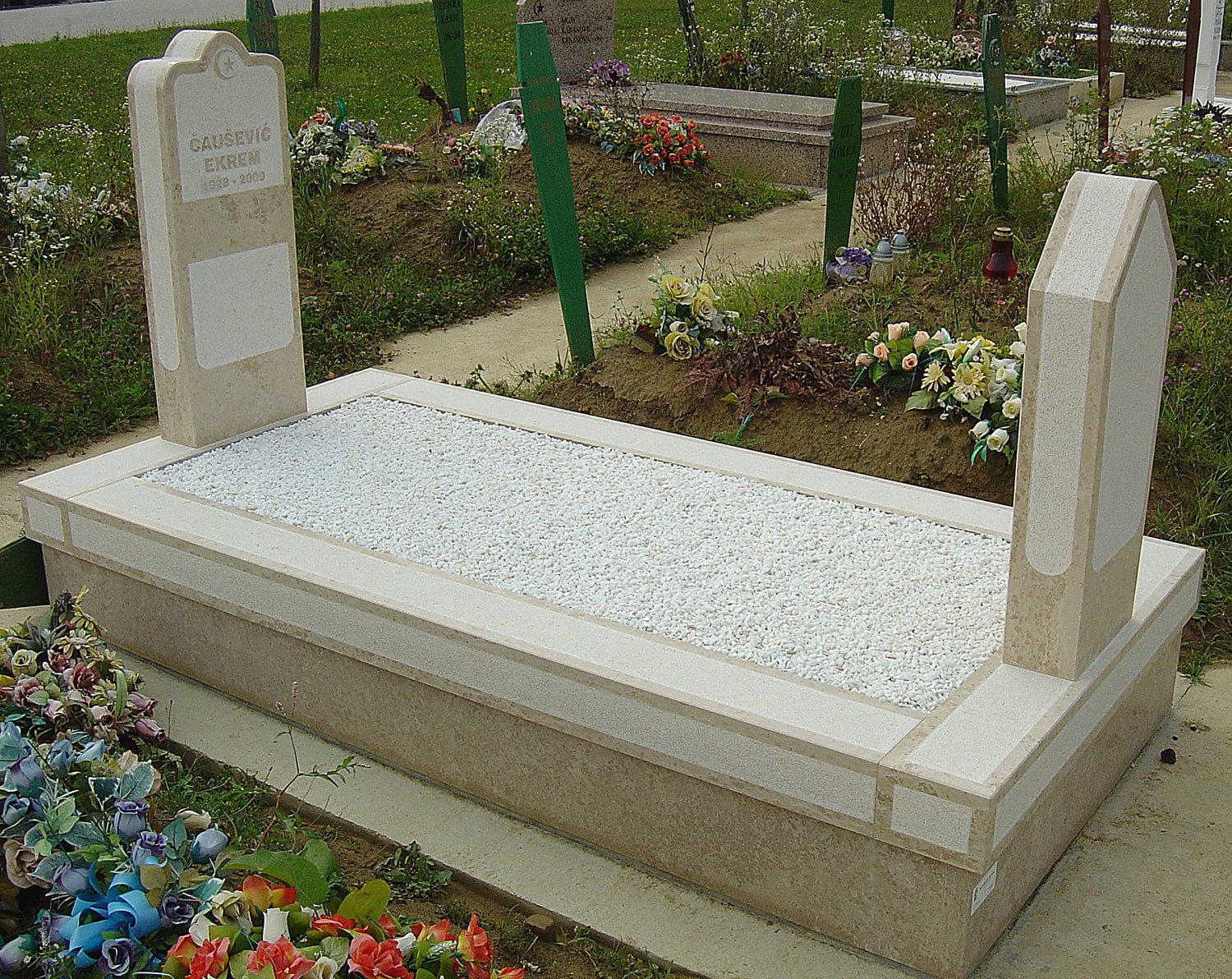 Klesarstvo Kljajić - Zagreb, Donja Zelina, izrada spomenika, grobnica, obrada kamena