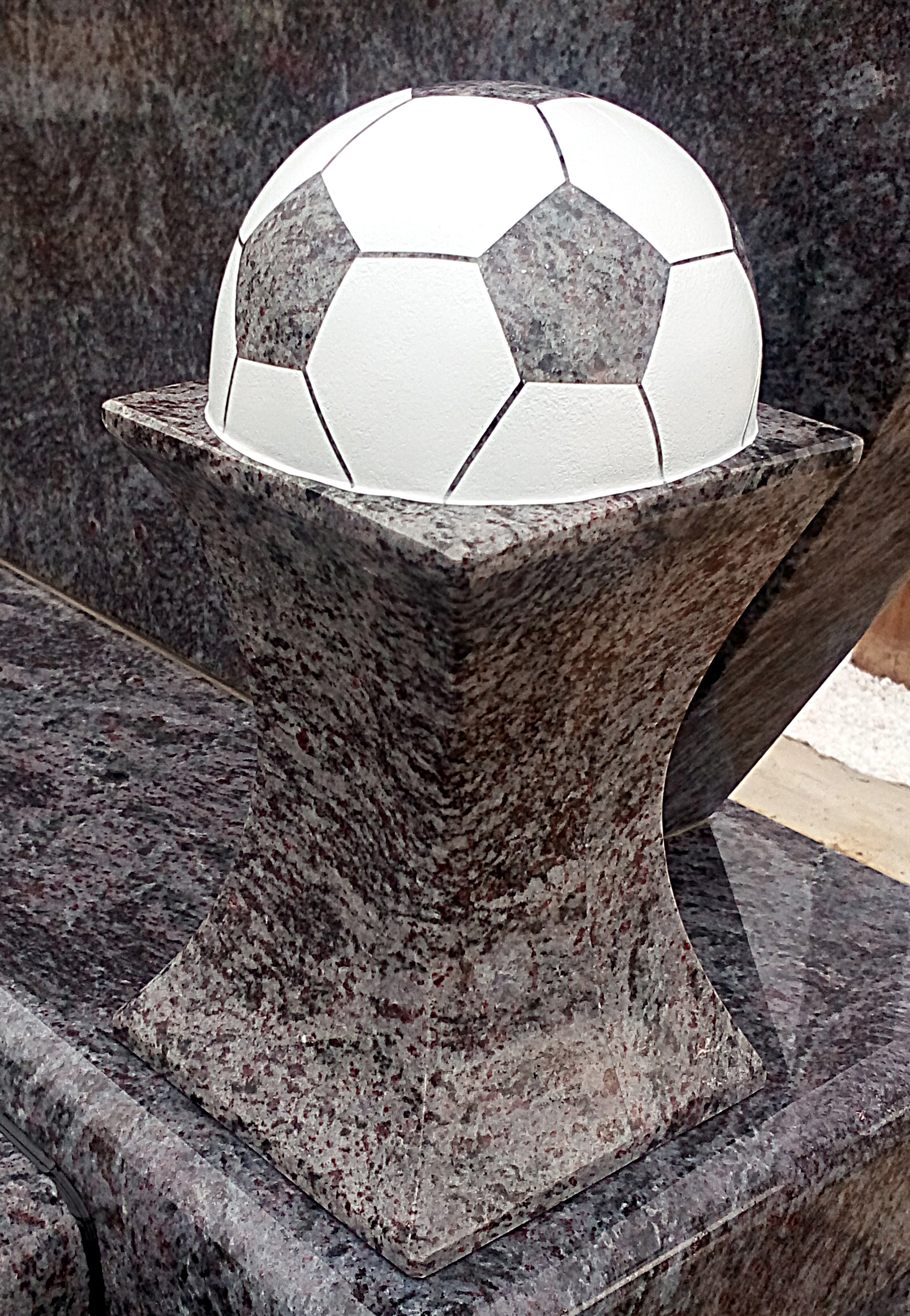 Klesarstvo Kljajić - Zagreb, Donja Zelina, izrada spomenika, grobnica, obrada kamena